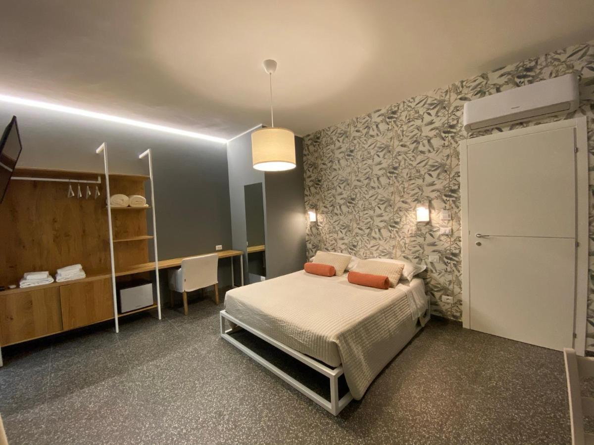 La Taverna Antica Rooms Pescara Exterior photo